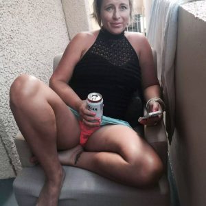 Julie - rencontre-Cougar-Nîmes