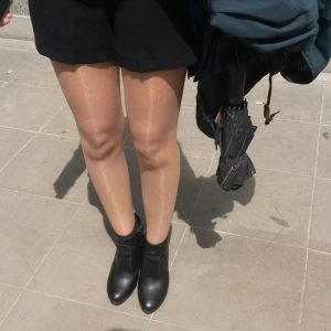 Ma coloc ramène encore quelqu’un Élodie - rencontre-MILF-Lyon