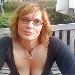Pressée de me faire plaisir cette nuit Charlotte - rencontre-Milf-Évry-Courcouronnes